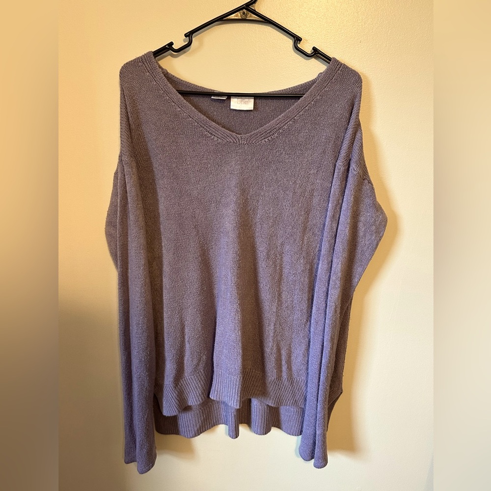 Set of 2 women’s sweaters